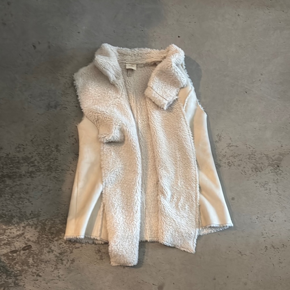 Knox Rose Cream Vest Elegant Layering Essential